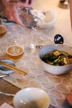 Tischläufer>DUNI Bio cel® Tête-à-Tête-Tischläufer 0,4 x 24 m Aspen