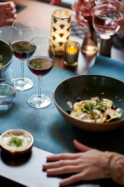 Tischläufer>DUNI cel® Tête-à-Tête-Tischläufer 0,4 x 24 m Golden Deco