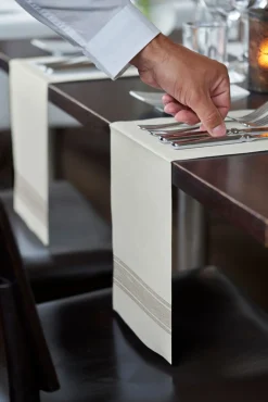 Servietten Im Dinnerformat><noscript><img width=