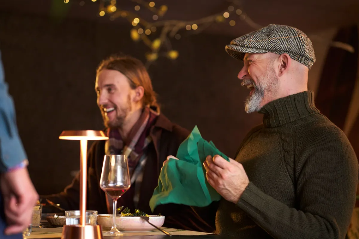 Led Lampen>DUNI LED Lampe kabellos Nour 26,3 x Ø 11,9 cm 14 Std. Roségold