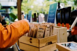 Holzbesteck>DUNI Messer, Gabel, braune Serviette 19 cm Natürlich