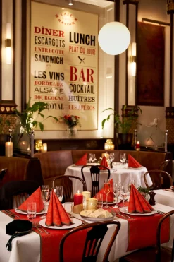 Stumpenkerzen>DUNI Stumpenkerze matt 150 x Ø 70 mm 50 Std. Bordeaux