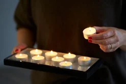 Teelichter & Nachfüllsets>FINESS Teelichte, 4 Std. Ø 39 mm 4 Std. Weiß