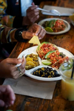 Bagasse Teller & Schalen><noscript><img width=