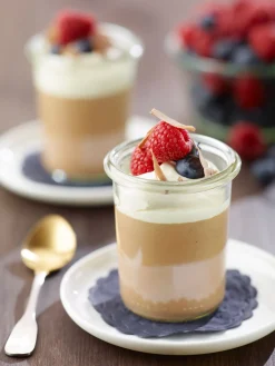 Untersetzer>DUNI Tissue-Untersetzer, quadratisch 8,5 x 8,5 cm Weiß Mehrlagig