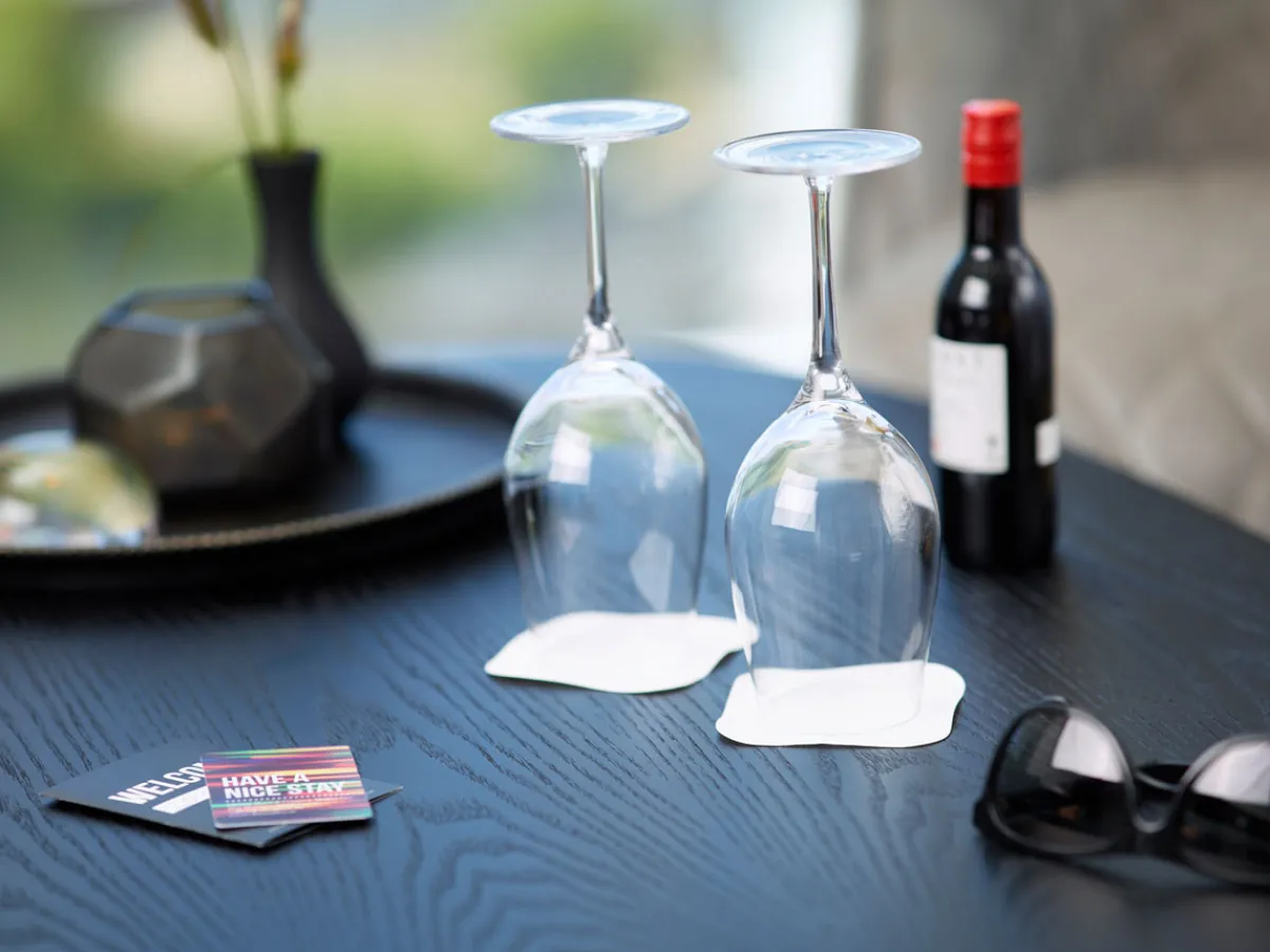 Untersetzer>DUNI Tissue-Untersetzer, quadratisch 8,5 x 8,5 cm Weiß Mehrlagig